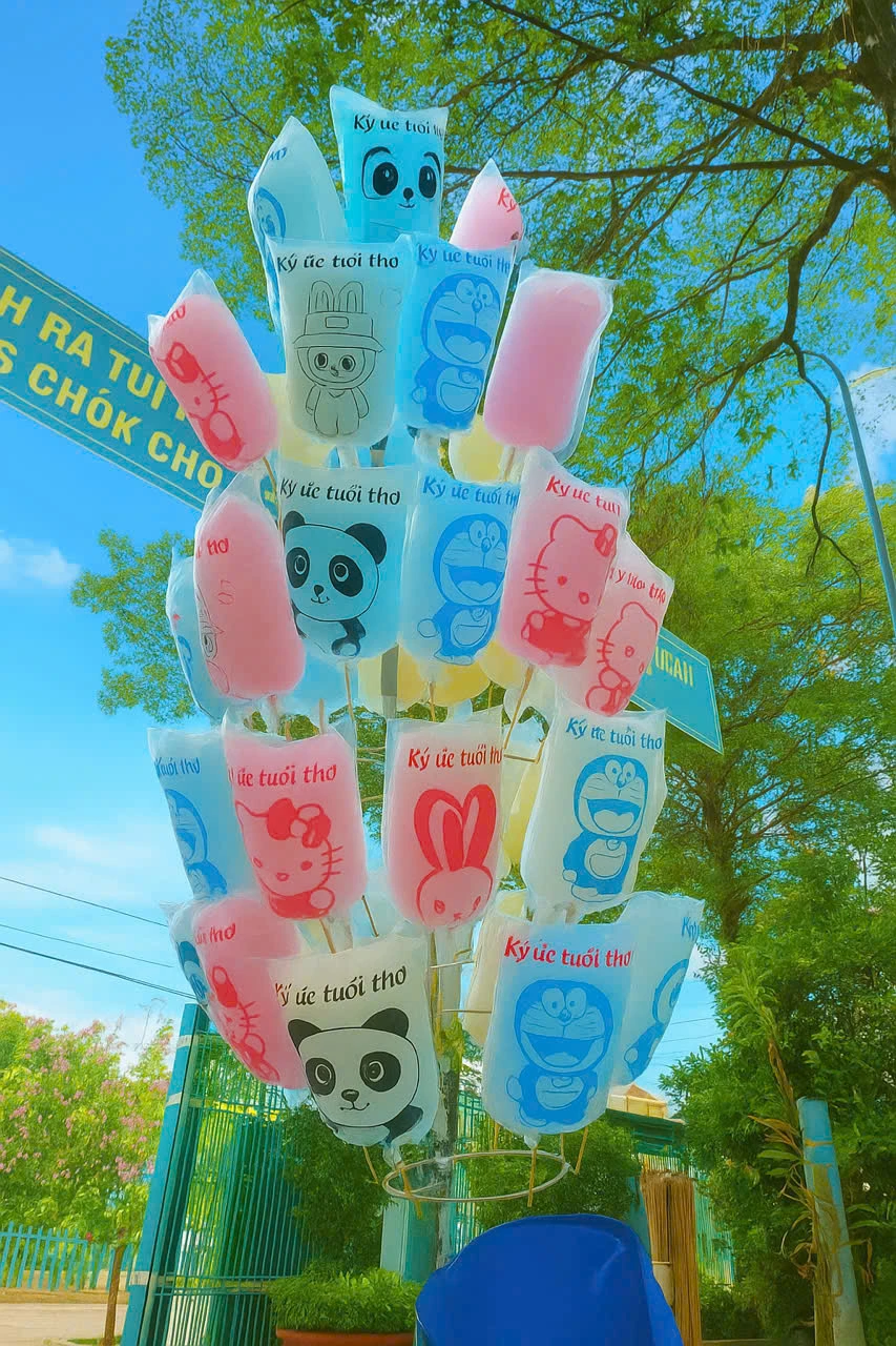 chuyên sản xuất túi in hình làm kẹo bông gòn.