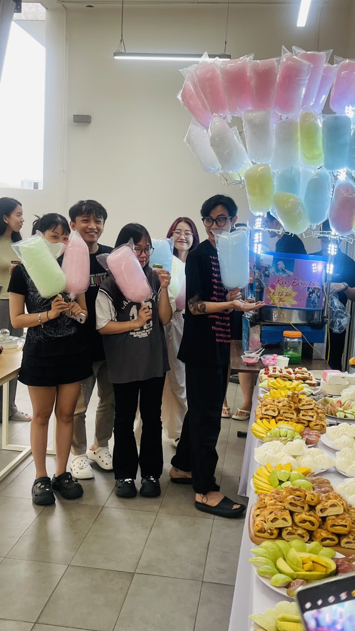 THÊM PHẦN NGỌT NGÀO VÀO SỰ KIỆN CỦA BẠN VỚI DỊCH VỤ KẸO BÔNG GÒN