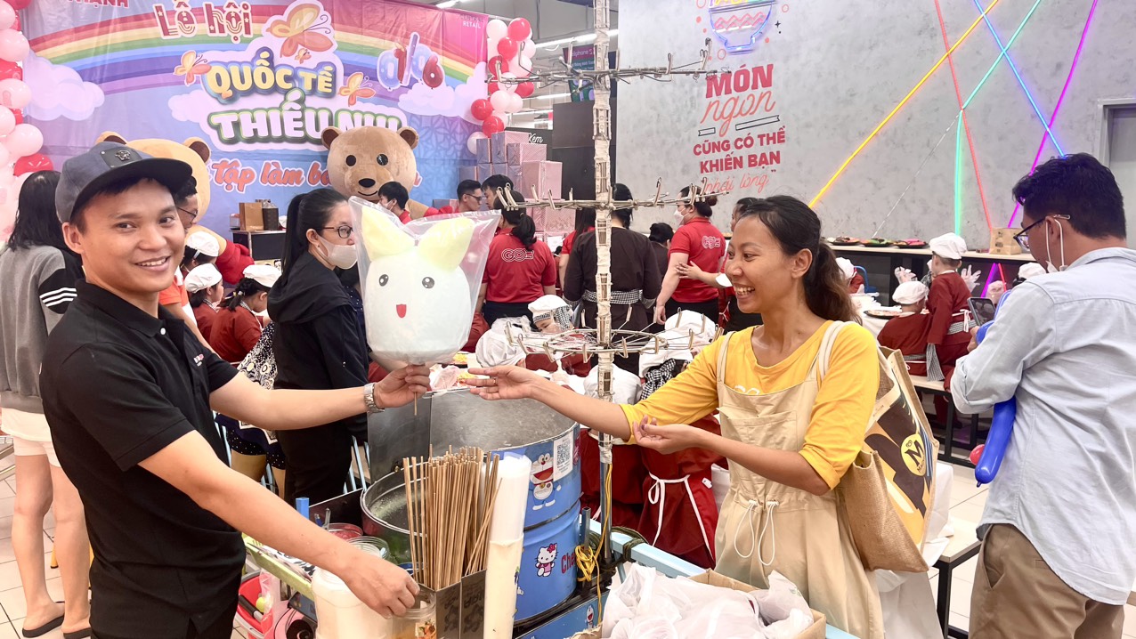 Sự Kiện Warm-Up Đặc Biệt Tại CTBC Bank  Kẹo Bông Gòn - Vị Ngọt Tuổi Thơ!